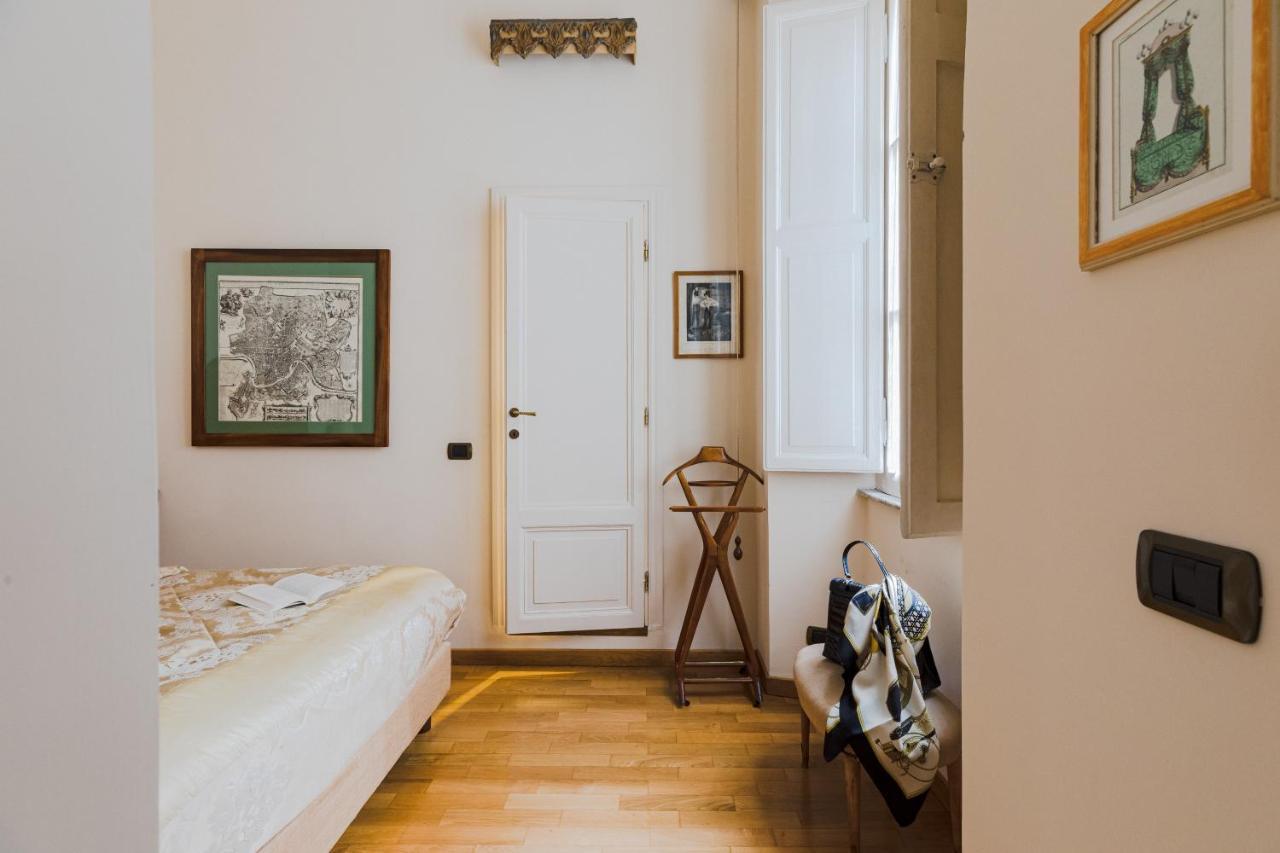 Cavour Apartment Rom